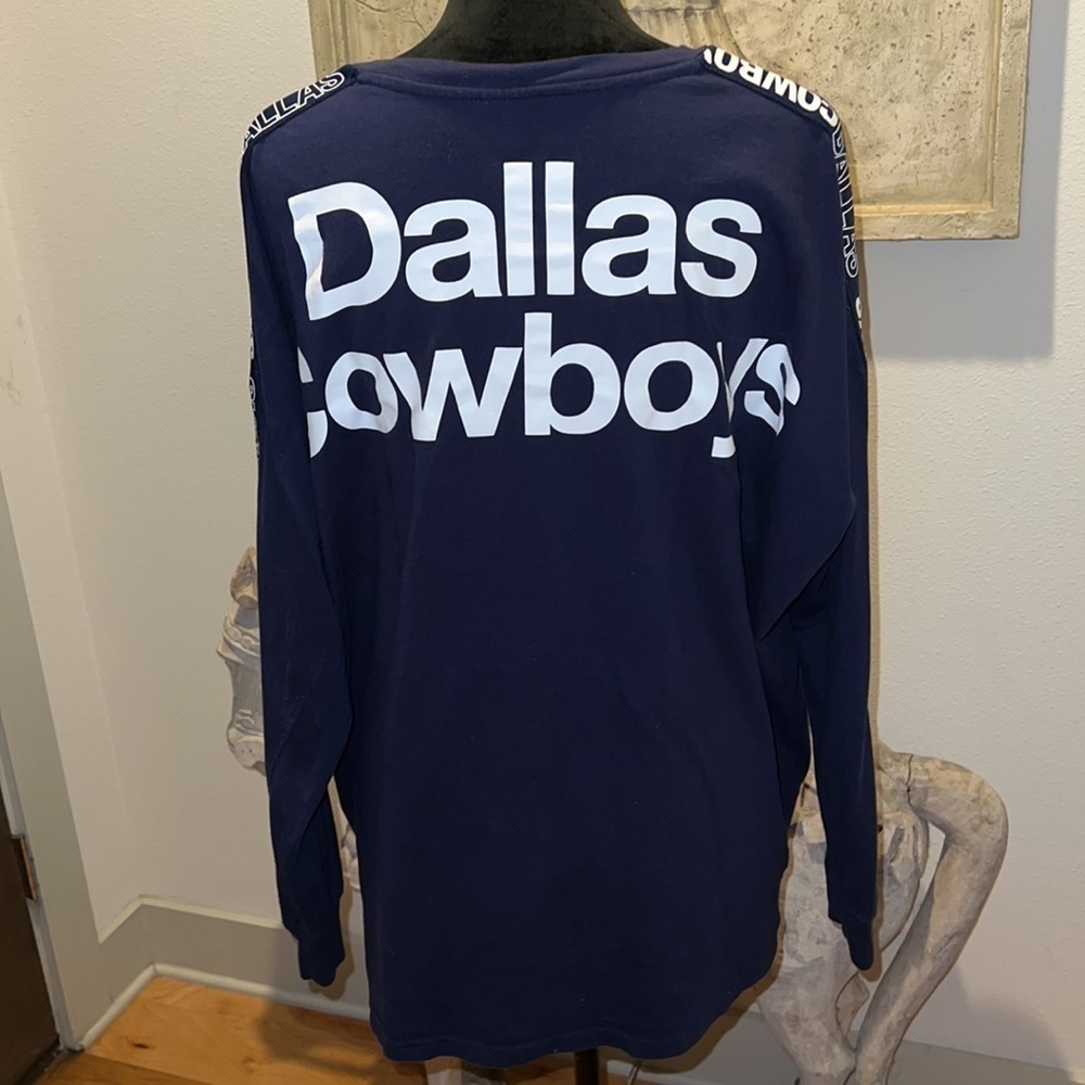 Dallas Cowboys blue 100% cotton long sleeve t shirt XL print on side of sleeves